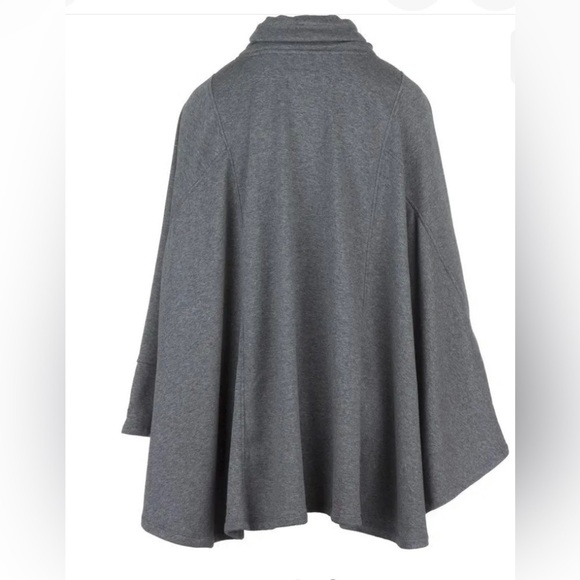 UGG Australia Pichot Poncho - Picture 2 of 9